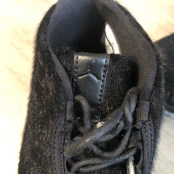 Women’s Air Jordan XI FUTURE “BLACK KNIGHT” - Picture 4 of 8